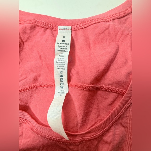 Lululemon “To The Point Tank “Glossy Pink asymmetrical - Picture 7 of 9